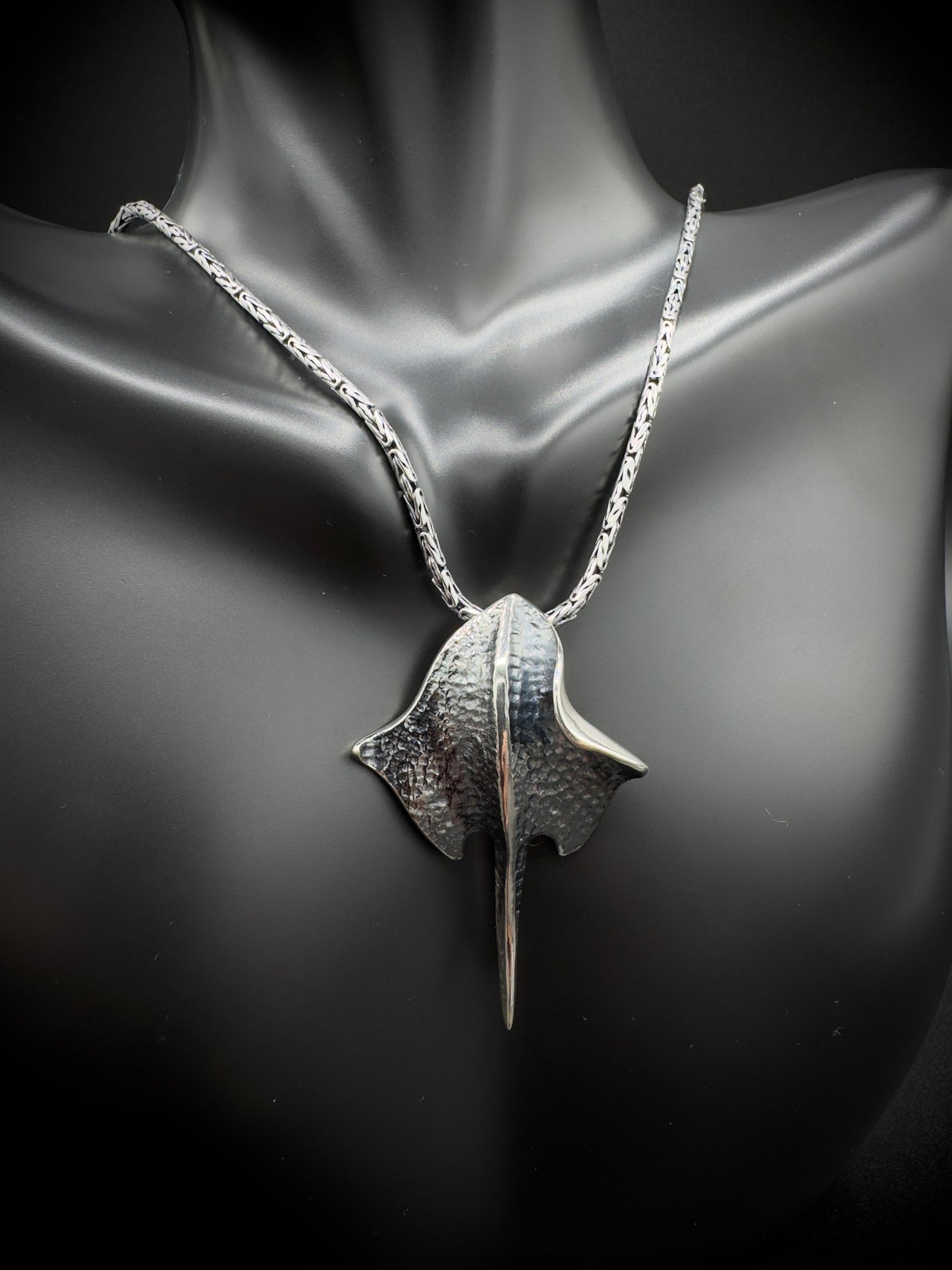Sting Ray Pendant