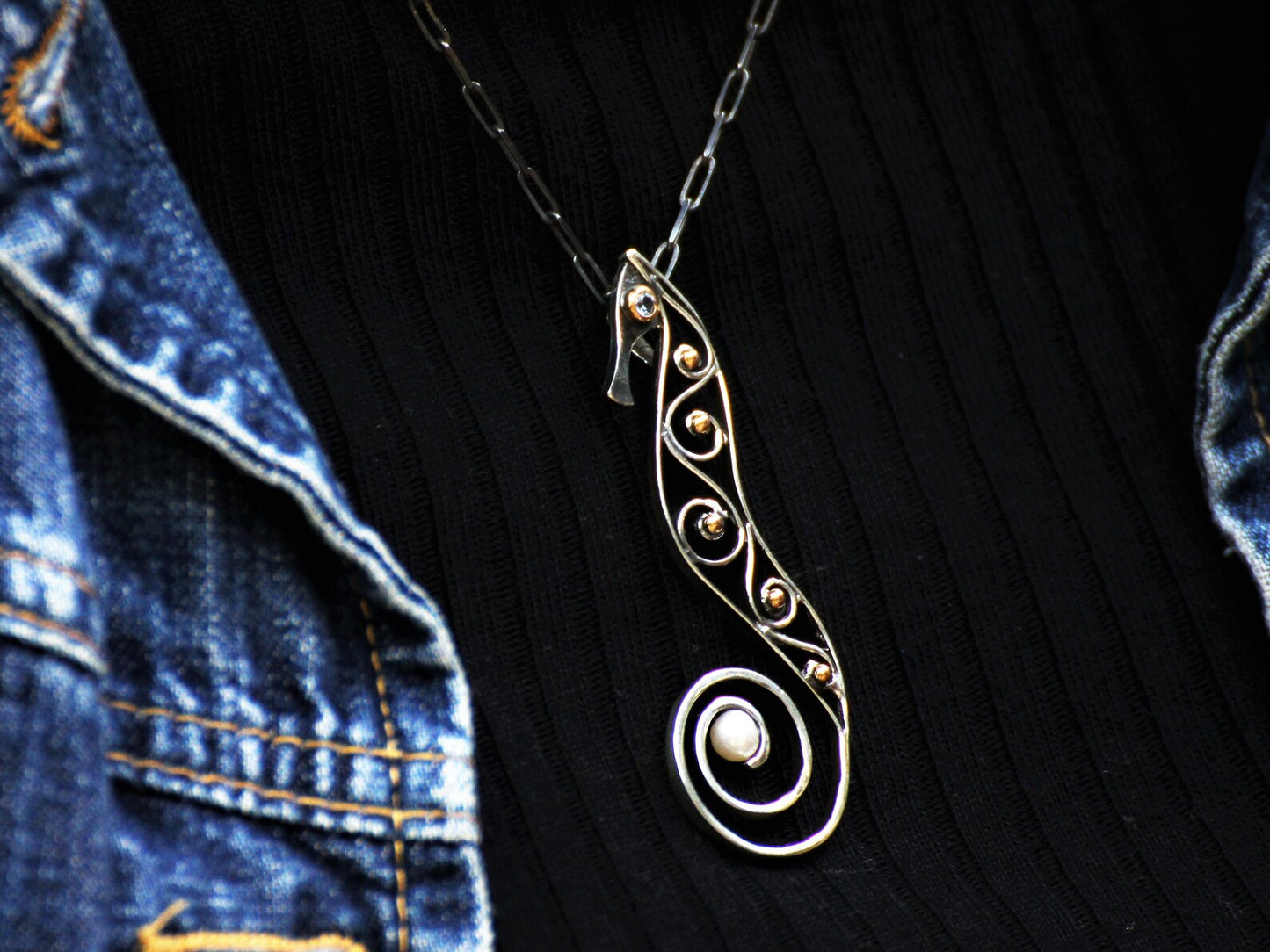 Seahorse Art Pendant