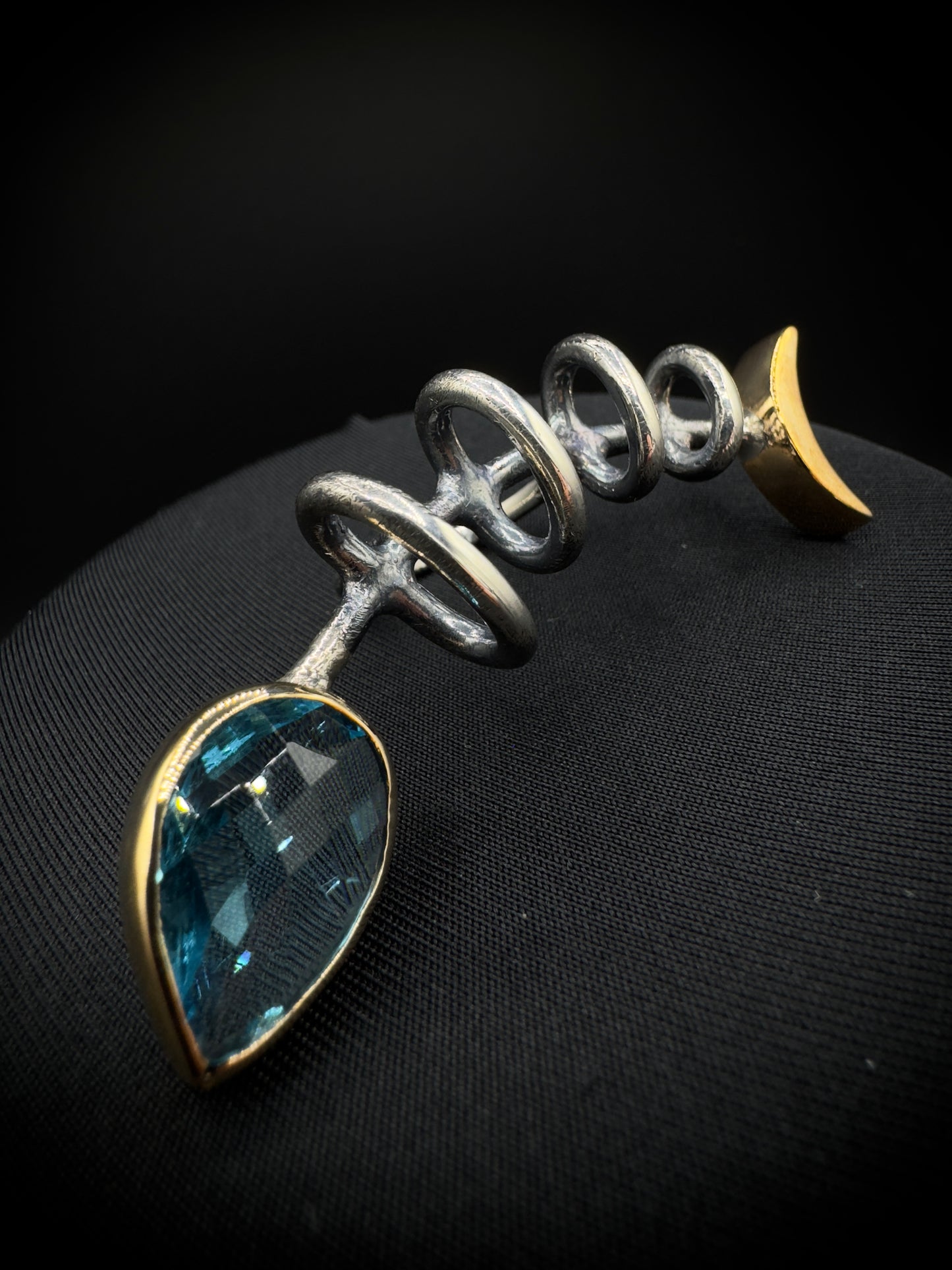 FishBone with Gem