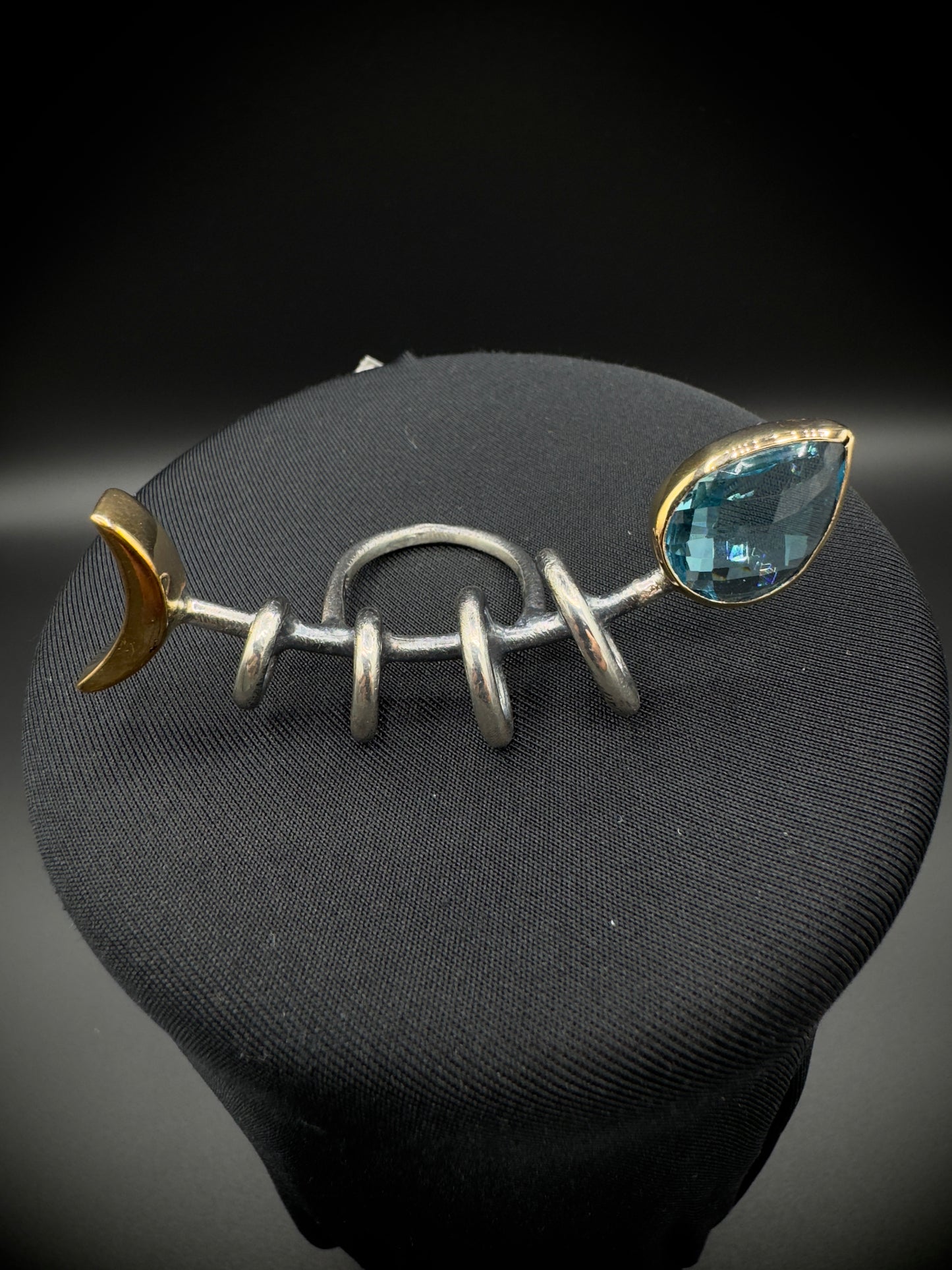 FishBone with Gem