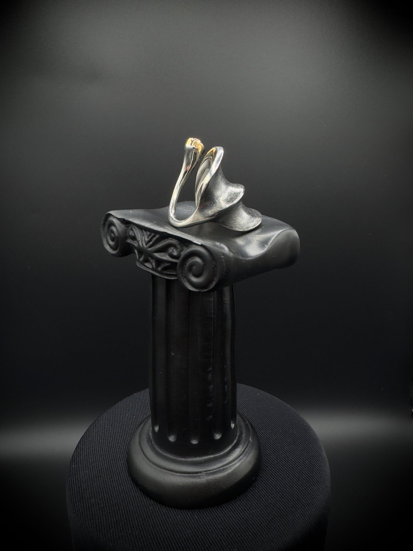 Manta Ray Tail Ring